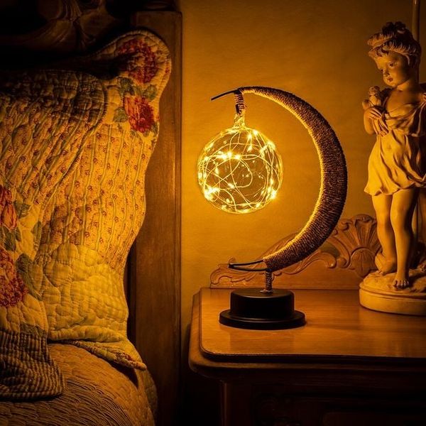 Moonlit Lunar Lamp