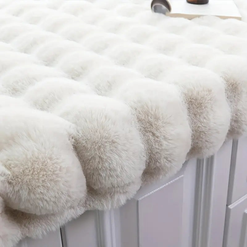 Luxurious Rabbit Faux-Fur Carpet