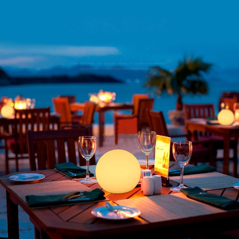 Elegant Globe Table Lamp – Modern Desk Light