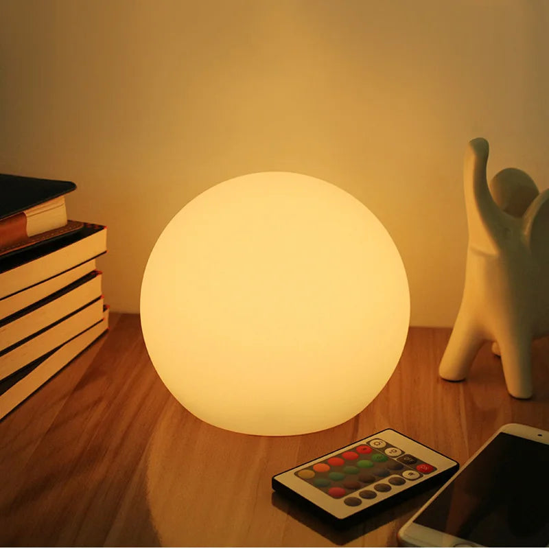 Elegant Globe Table Lamp – Modern Desk Light