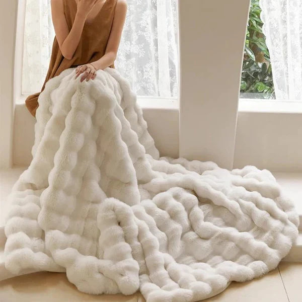 Luxurious Rabbit Faux Fur Throw Blanket - Ultra-Soft & Plush