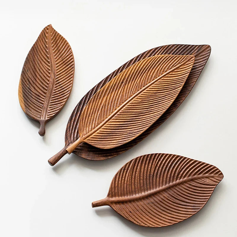 Elegant Walnut Leaf Plate