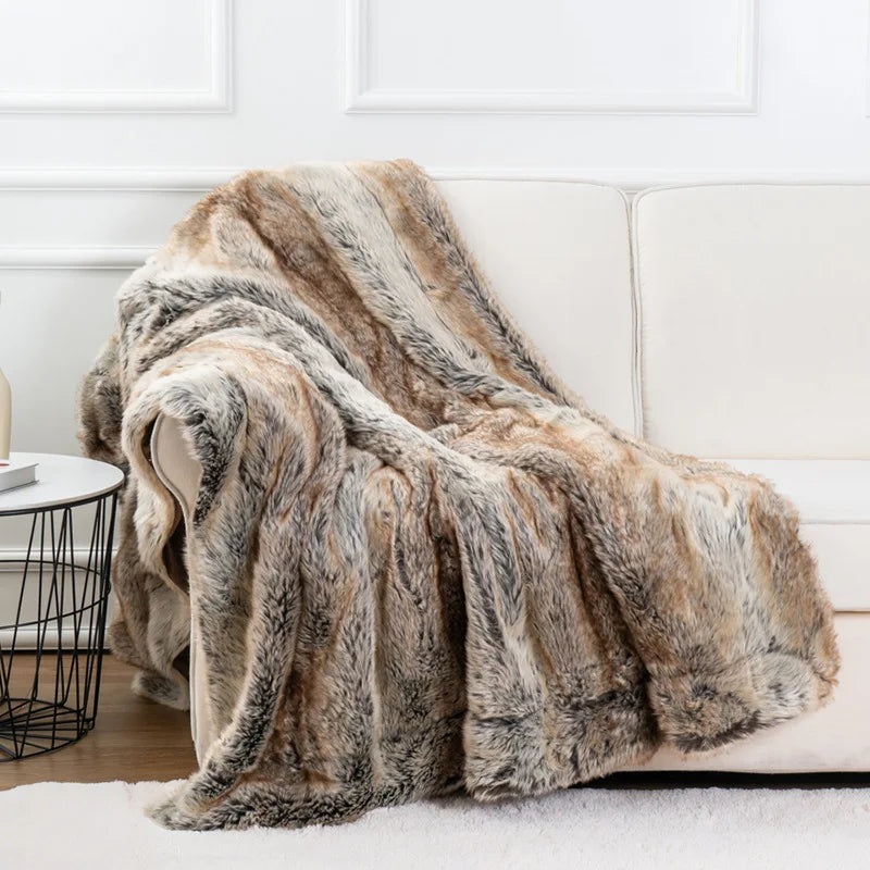 Luxurious Mink Faux Fur Throw Blanket for Cozy Comfort