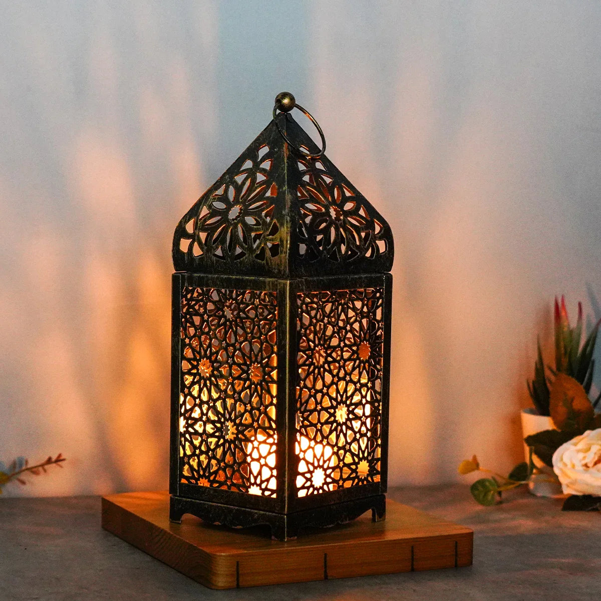 Japanese Cage Lantern — Elegant Vintage-Style Light in an Intricate Wire Cage
