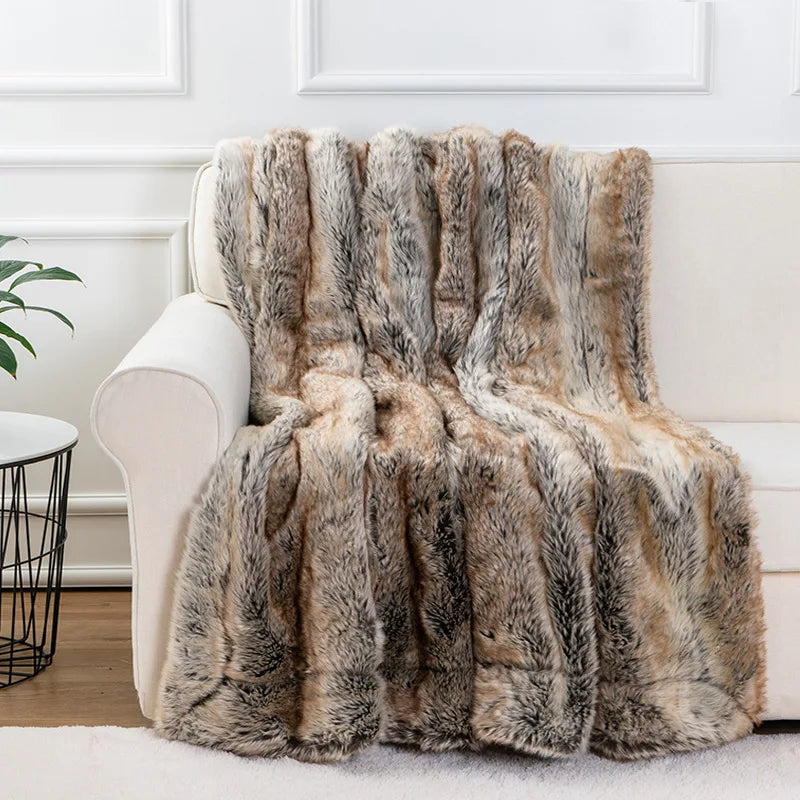 Luxurious Mink Faux Fur Throw Blanket for Cozy Comfort