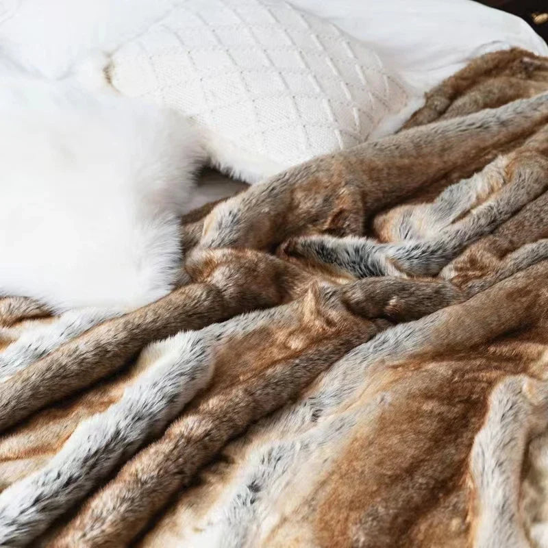 Luxurious Mink Faux Fur Throw Blanket for Cozy Comfort