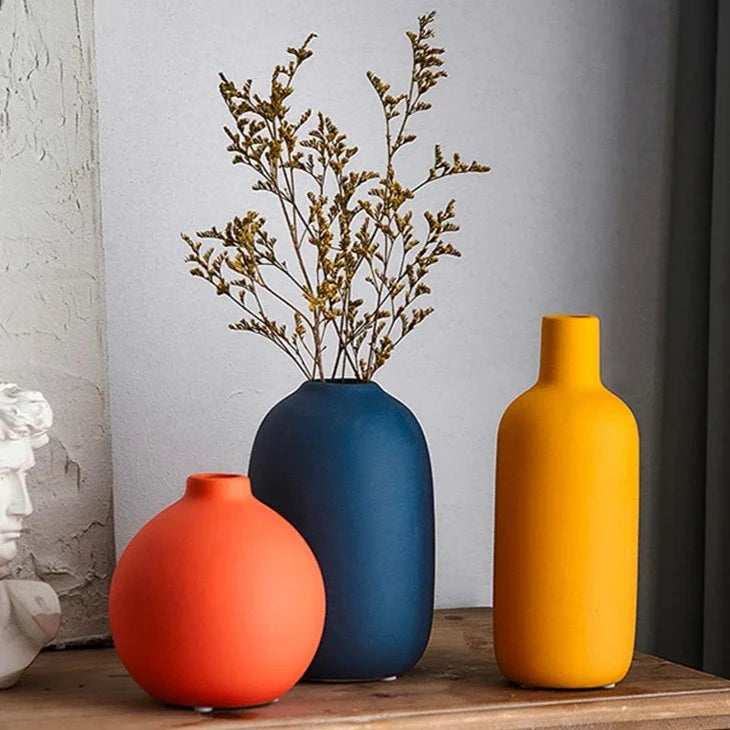 Nordic Ceramic Vase - Sleek Minimalist Home Decor