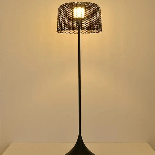 Solar-Woven Floor Lamp: Eco-Friendly Ambient Lighting for Any Space