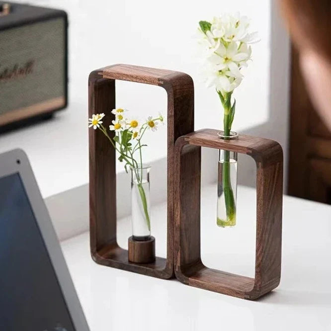 Hollow Plant Propagator for Fast, Healthy Propagation