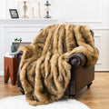 Luxurious Fox Faux-Fur Throw Blanket – Ultra-Soft & Cozy