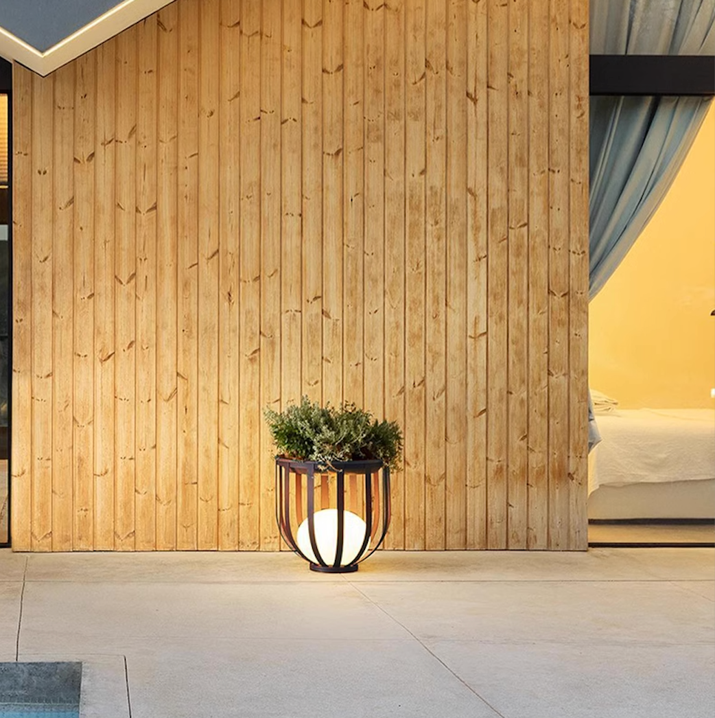 Solar Flower LED Garden Light on Stand - Outdoor Solar-Powered Decor