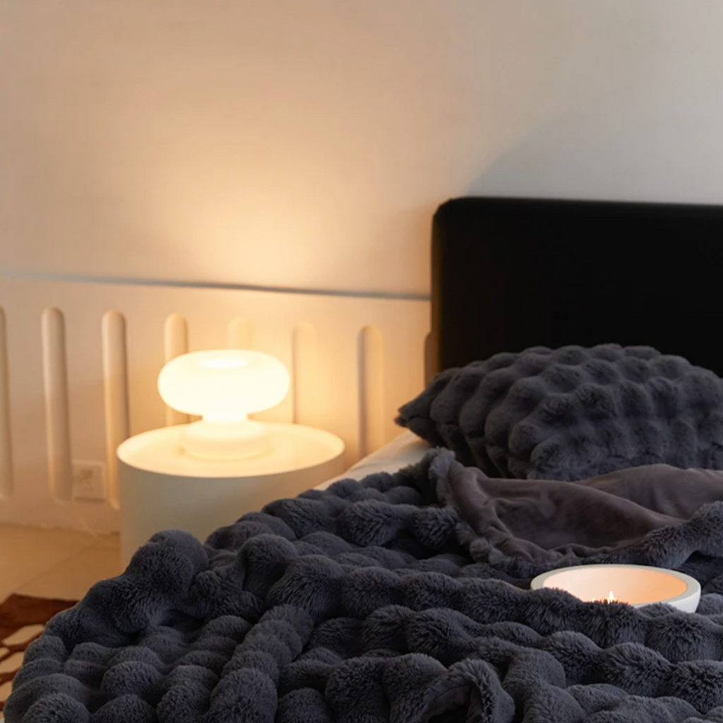 Luxurious Rabbit Faux Fur Throw Blanket - Ultra-Soft & Plush