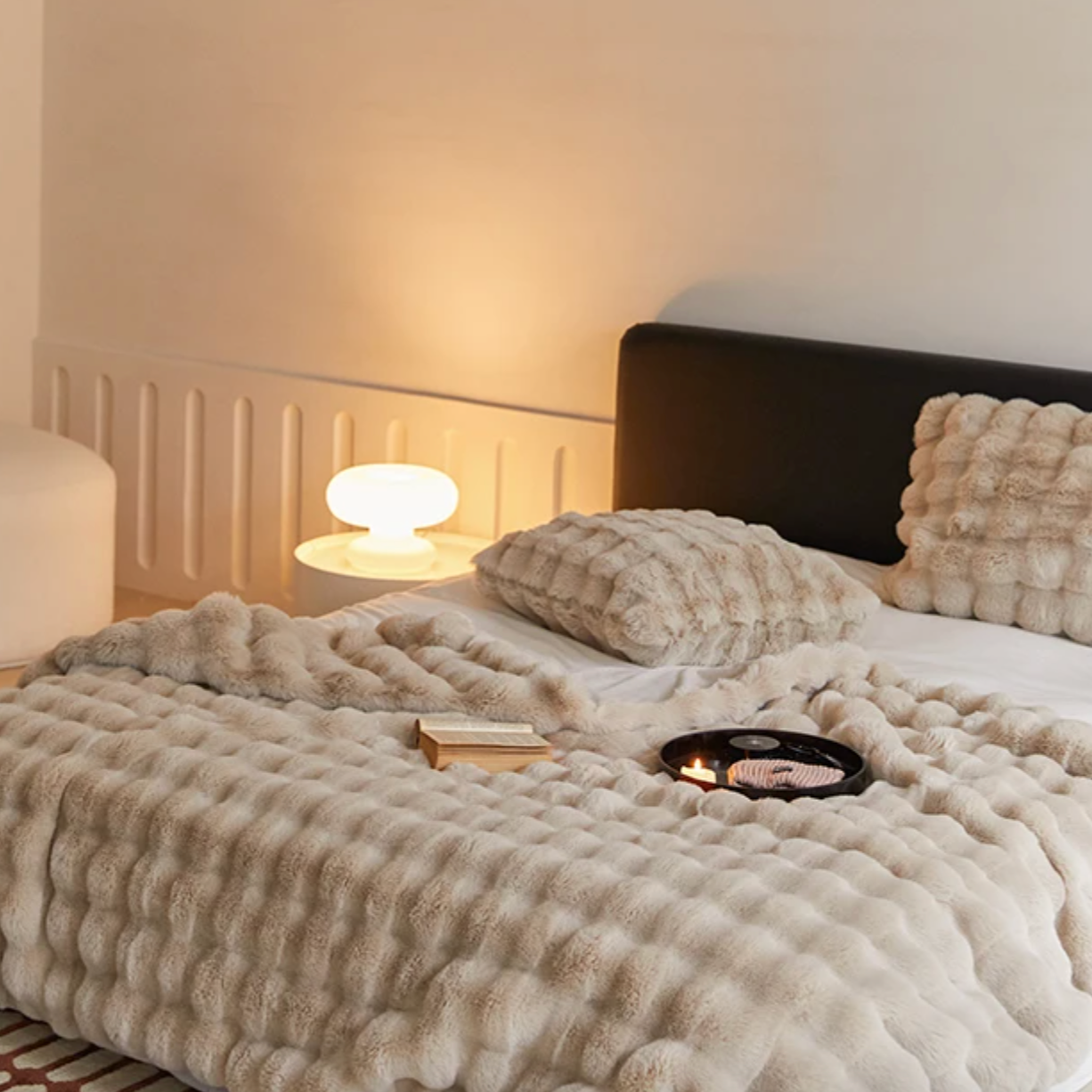 Luxurious Rabbit Faux Fur Throw Blanket - Ultra-Soft & Plush