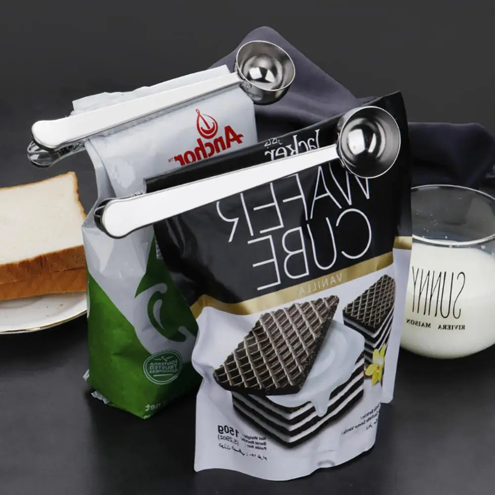 Coffee Spoon Clip – Clip-On Spoon Rest for Mess-Free Mornings