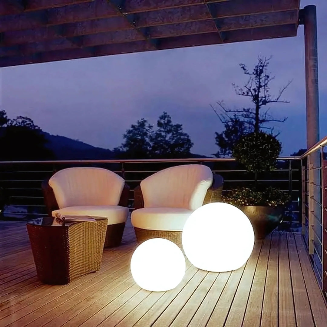 Weatherproof Globe Light – Durable Outdoor Globe Lamp