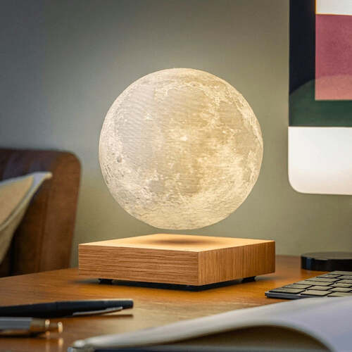 Floating Moon Lamp — Mesmerizing Levitating Lunar Light
