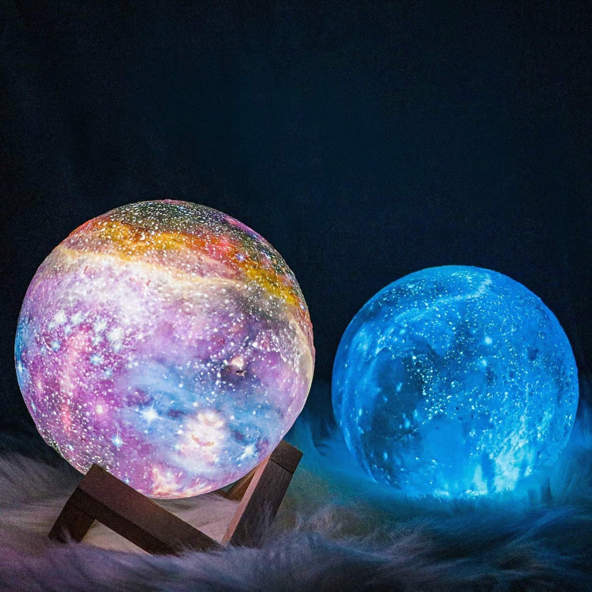 Galaxy Moon Lamp - Enchanting Nebula Night Light