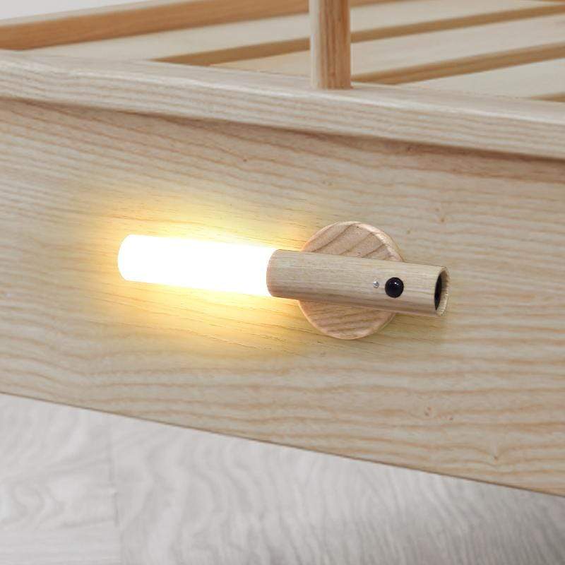 Mountable Motion-Activated Light