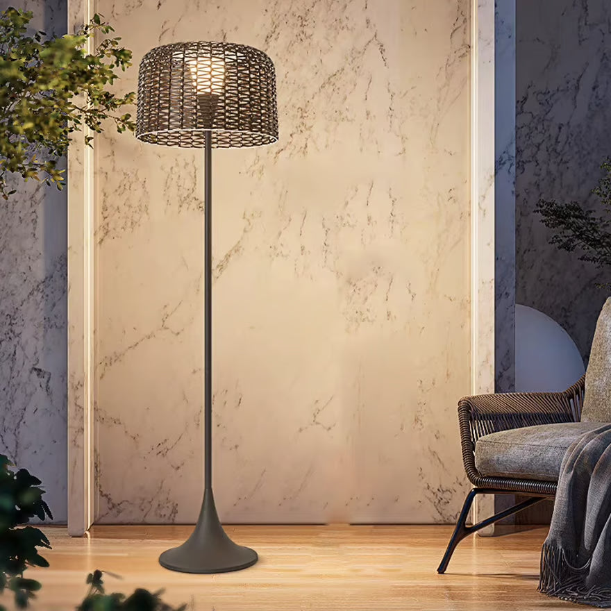 Solar-Woven Floor Lamp: Eco-Friendly Ambient Lighting for Any Space