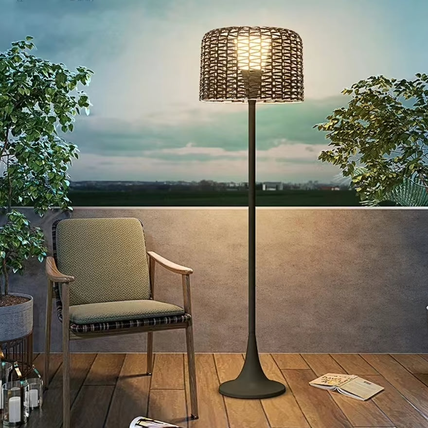 Solar-Woven Floor Lamp: Eco-Friendly Ambient Lighting for Any Space