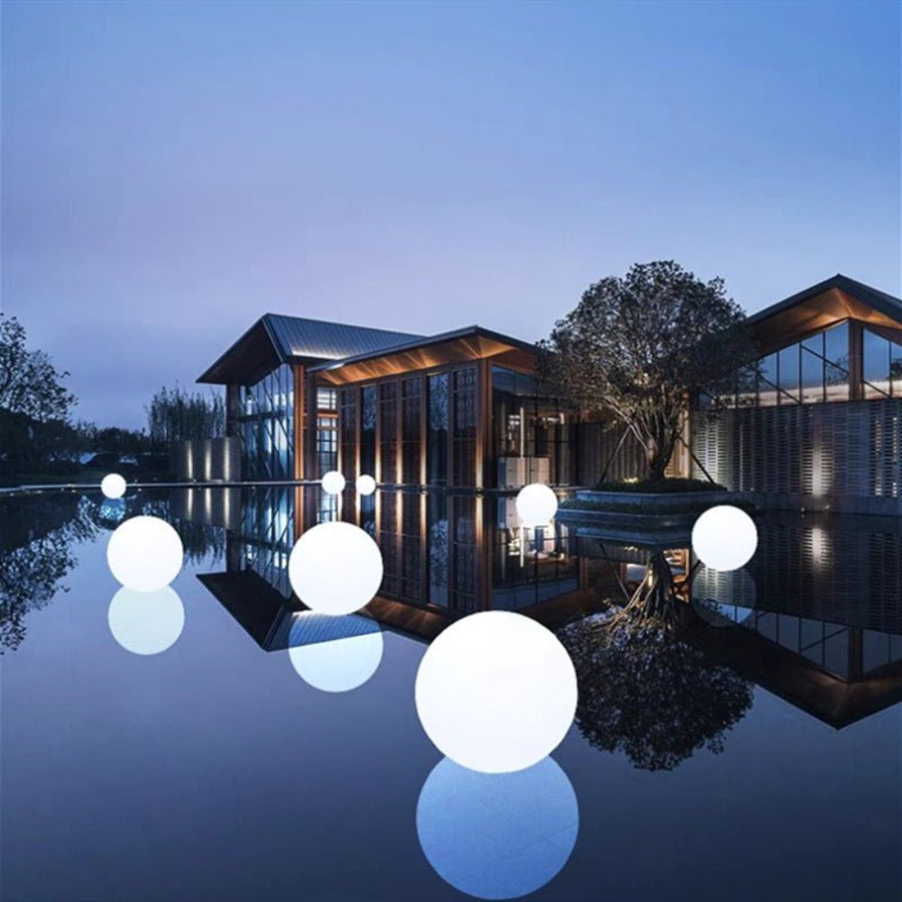 Weatherproof Globe Light – Durable Outdoor Globe Lamp